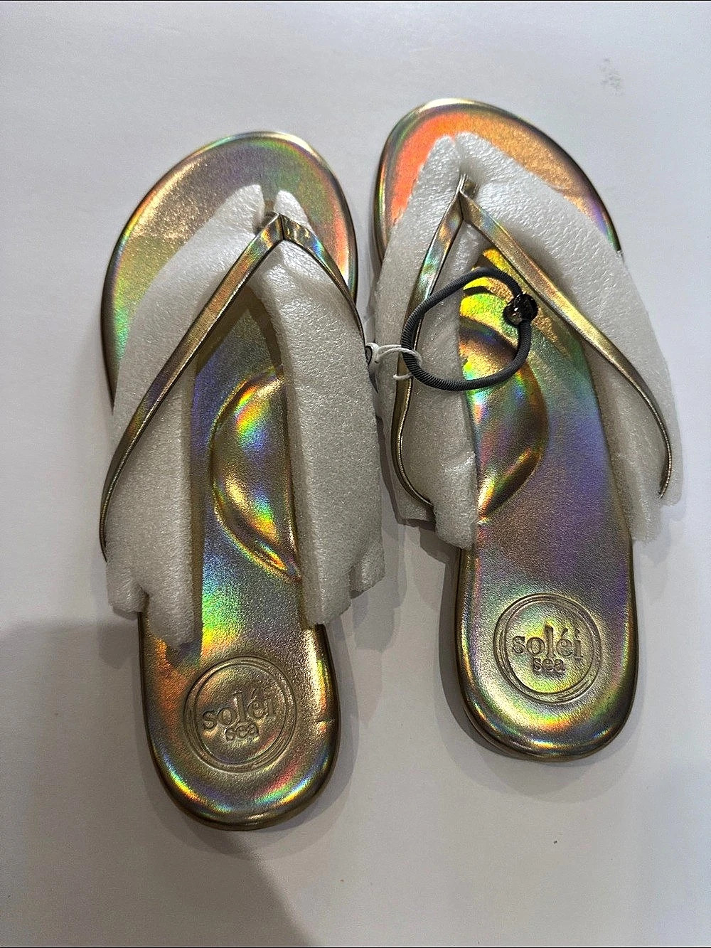 Solei Women's Iridescent Flip-Flop Sandals NWT: Metallic Gold, size 10